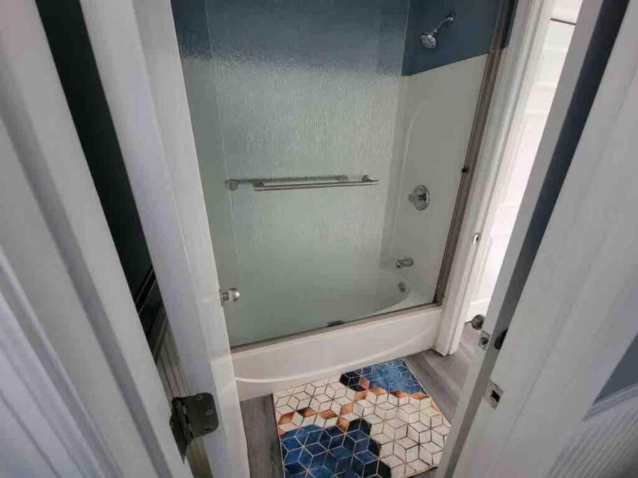 2022 Renovated 2-Bdrm Cozy, Lovely Condo W/Parking! 希爾頓黑德島 外观 照片