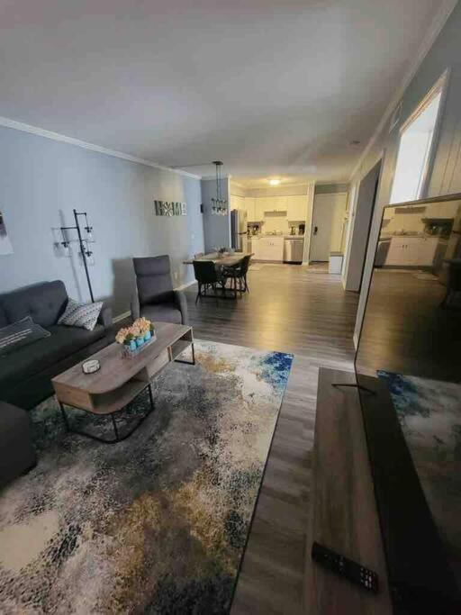 2022 Renovated 2-Bdrm Cozy, Lovely Condo W/Parking! 希爾頓黑德島 外观 照片