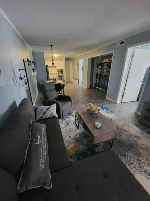 2022 Renovated 2-Bdrm Cozy, Lovely Condo W/Parking! 希爾頓黑德島 外观 照片