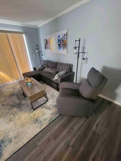 2022 Renovated 2-Bdrm Cozy, Lovely Condo W/Parking! 希爾頓黑德島 外观 照片