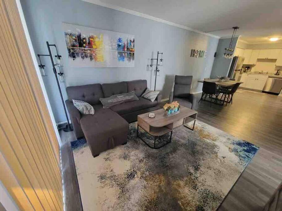 2022 Renovated 2-Bdrm Cozy, Lovely Condo W/Parking! 希爾頓黑德島 外观 照片