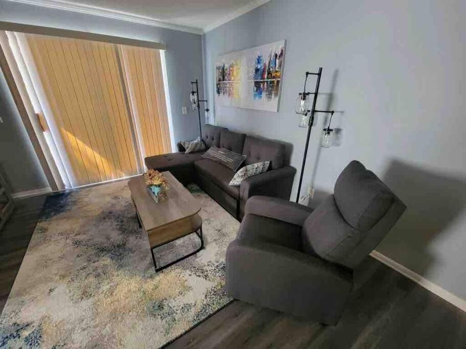 2022 Renovated 2-Bdrm Cozy, Lovely Condo W/Parking! 希爾頓黑德島 外观 照片
